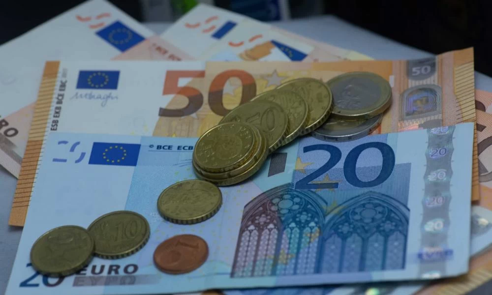 Επιδόματα, συντάξεις και αναδρομικά: Ποιες πληρωμές θα γίνουν εντός της εβδομάδας